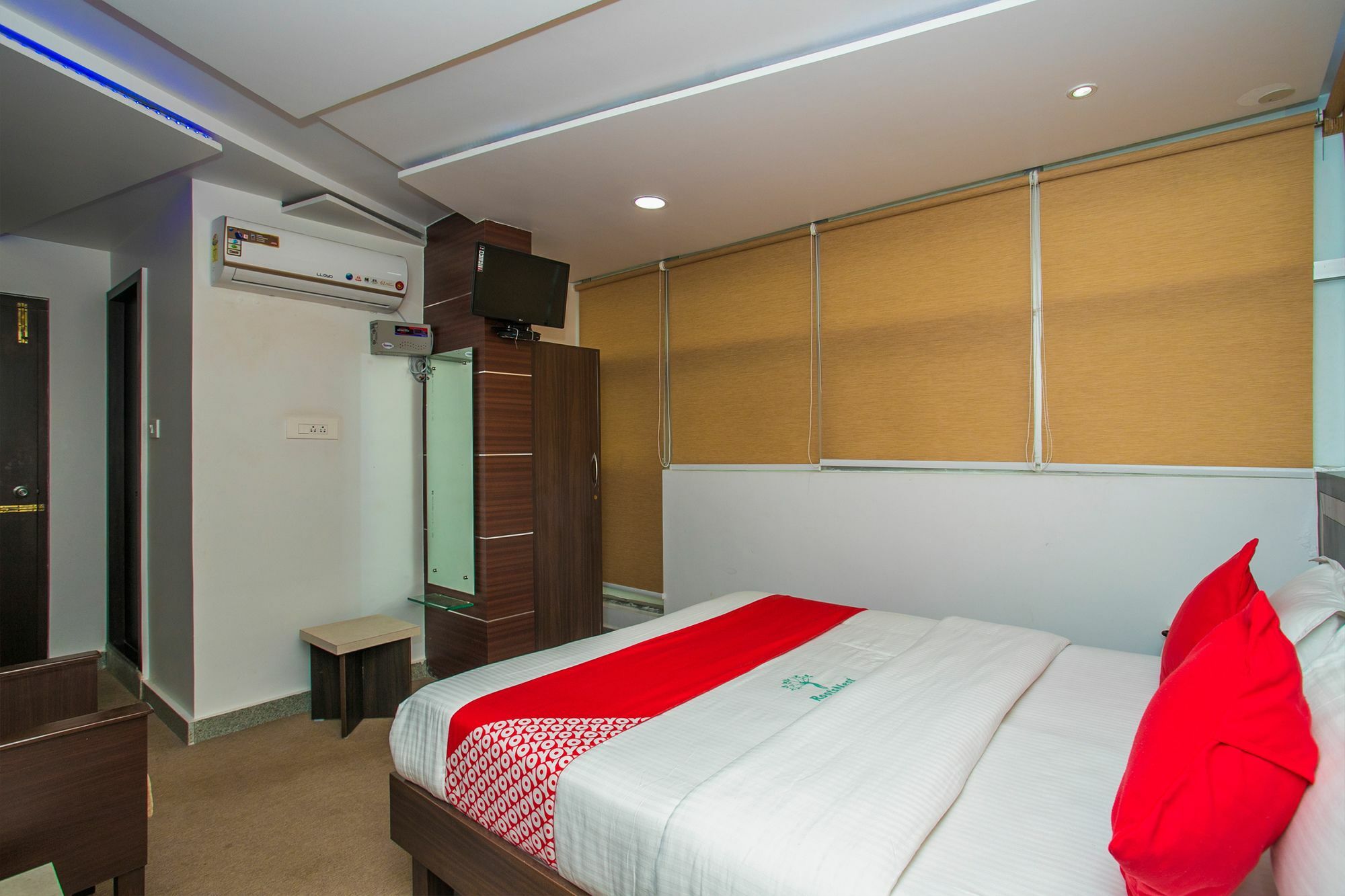 Flagship Malnad Residency Near Bengaluru Palace מראה חיצוני תמונה