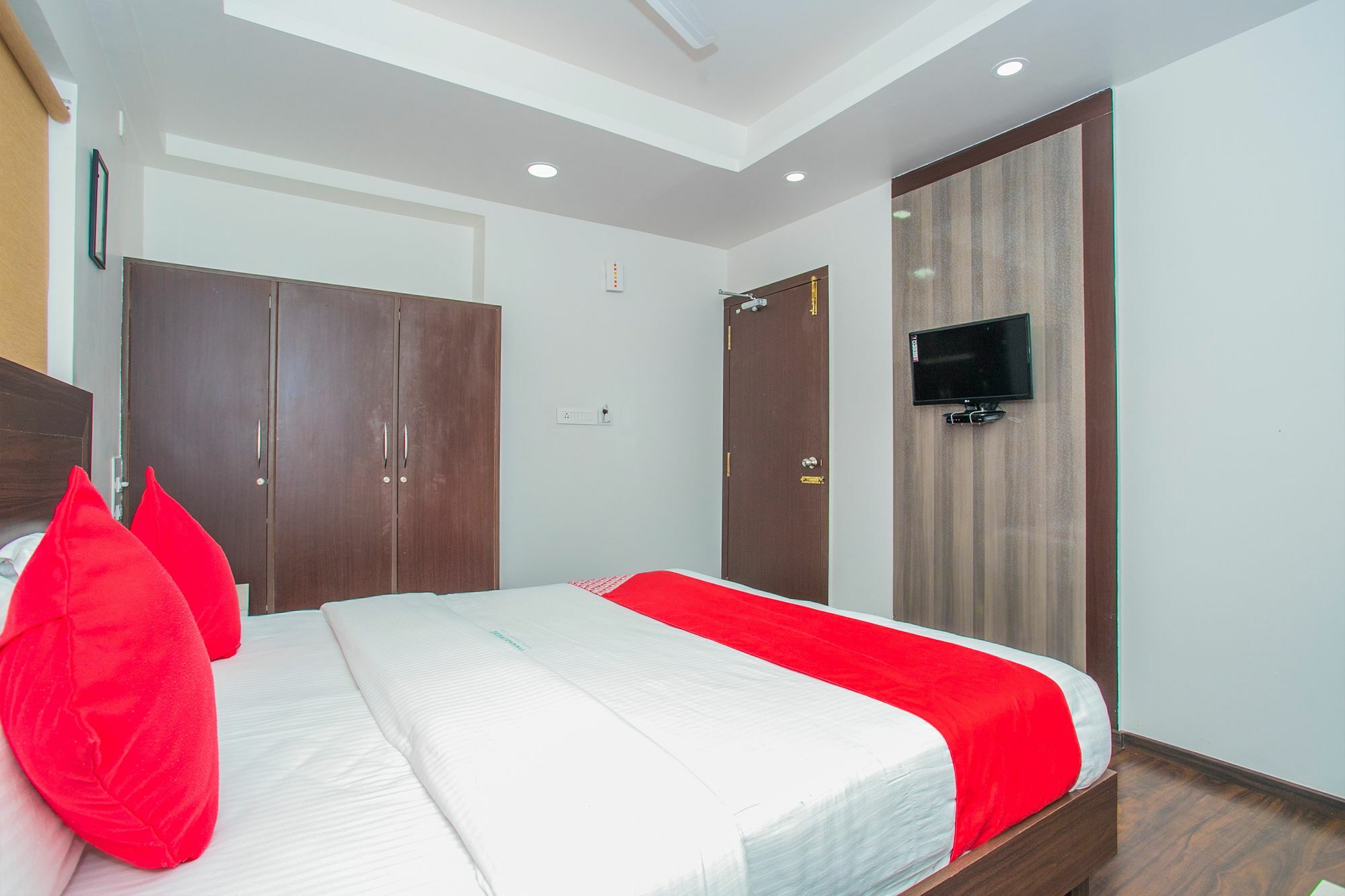 Flagship Malnad Residency Near Bengaluru Palace מראה חיצוני תמונה