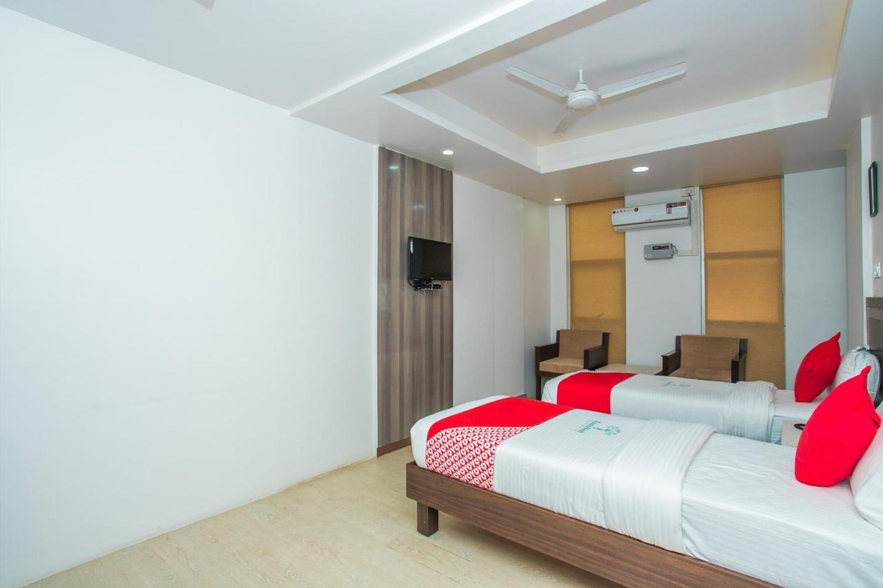Flagship Malnad Residency Near Bengaluru Palace מראה חיצוני תמונה